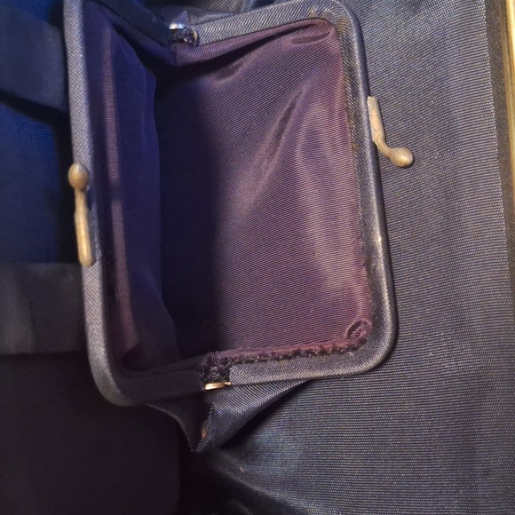 Collection Of 4 Keepsake Classy  Vintage Purses. - Picture 15 of 16